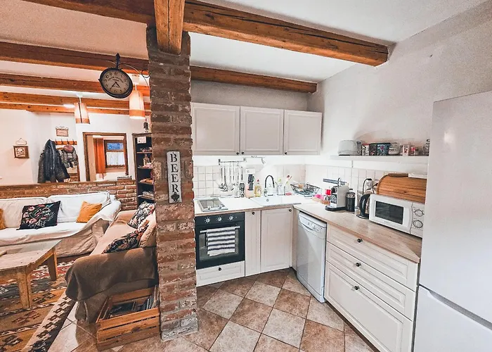 Lägenhet Kicsi Golya 1